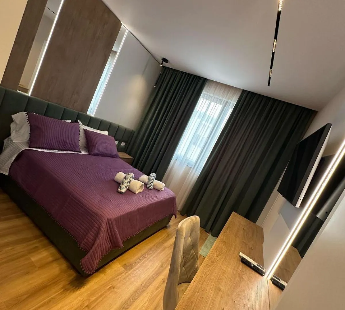 Pearl Pool Luxury Villa Golem  0*, Golem (Tirana)