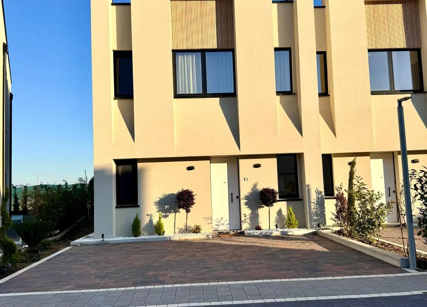 Pearl Pool Luxury Villa Golem  0*, Golem (Tirana)