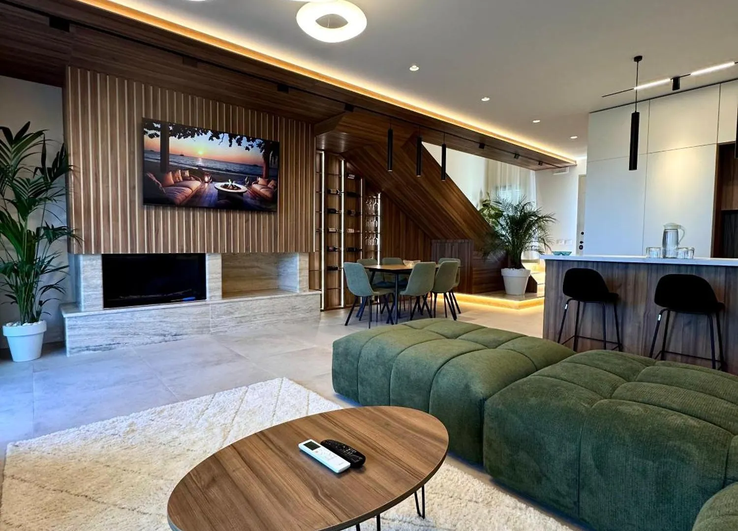 Pearl Pool Luxury Villa Golem
